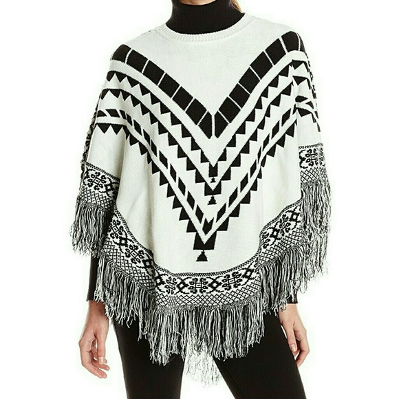 🎅 KENSIE Nordic Poncho Fringe Sweater XS/S NWT $99 - Picture 3 of 13
